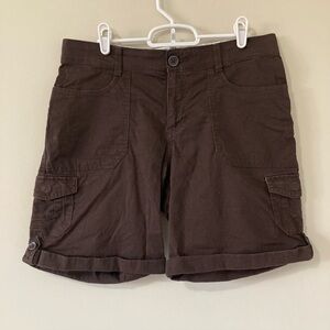 Lee Sinfully Soft Brown Flat Front Cuffed Bermuda Cargo Shorts Women’s Size 10